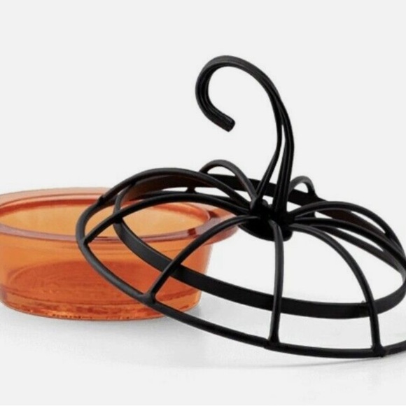 Scentsy Tigers Eye Pumpkin Warmer - Picture 3 of 3